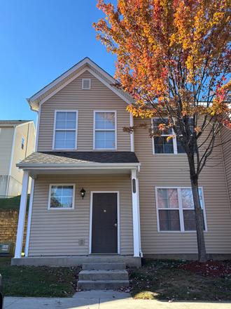 Outside Street View - 1 bedroom for sublease; 4x4 in Maple Ridge Townhome