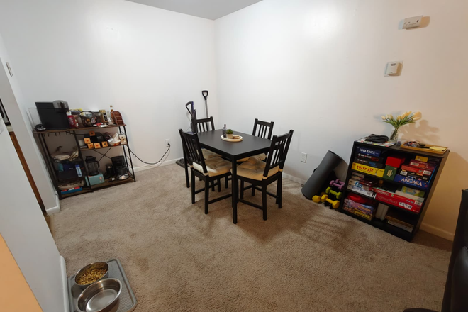 Dining Area - The Boulders Apartments