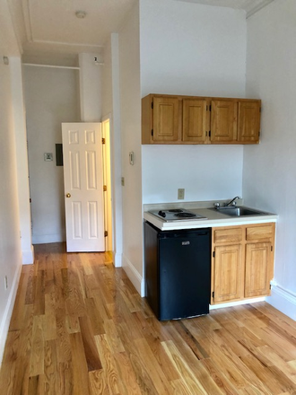 STUDIO - NO BROKER FEE - BRIGHT & SUNNY UNFURNISHED STUDIO AT 1077 BEACON STREET AVAILABLE SEPTEMBER 1, 2026