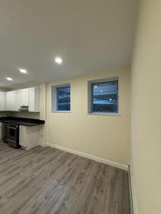 . - Newly renovated 3-bed 1.5-bath on Haviland St. Contact Will McGowan. 617.512.5822 Apartments