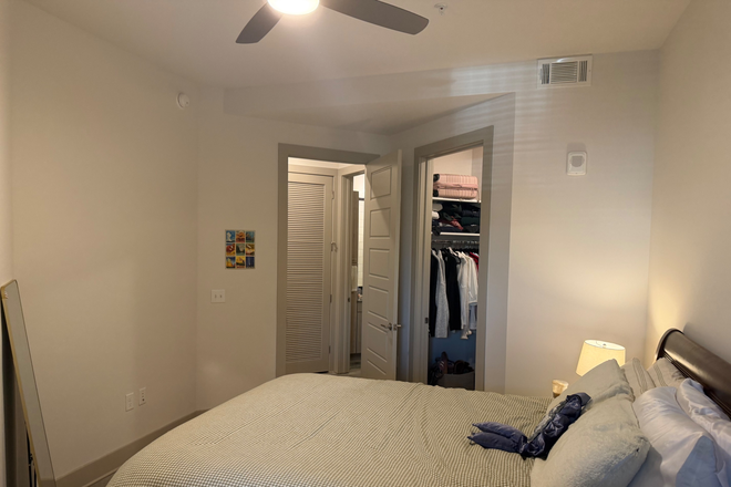 Bedroom - Luxury Apartment in Downtown Durham, Perfect for Summer Lease