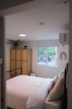 Bedroom - The Ivy Apartments