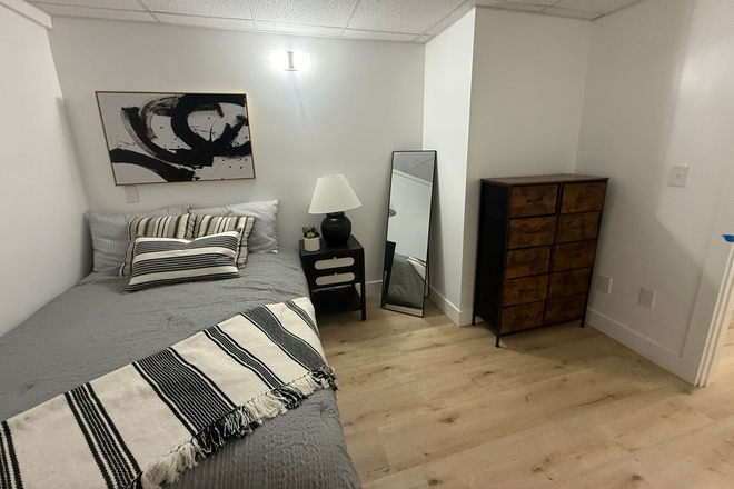 Bedroom - Elevated Modern Living - Furnished Renovated Prime Downtown/South Temple / Close to U Apartments