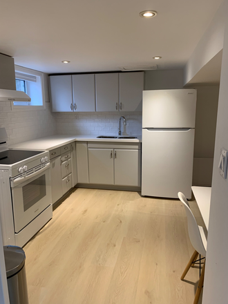 Kitchen - Spacious Furnished Accommodation