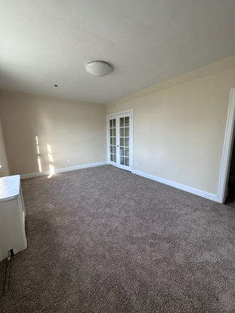 Main Room - Academic Properties, Inc. Apartments