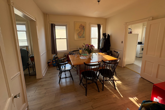 Dining Room - Summer:Room in shared 3BR home-Spring St-Princeton