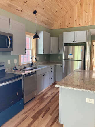 kitchen - Whole House close to Rt 9 and surrounding campuses