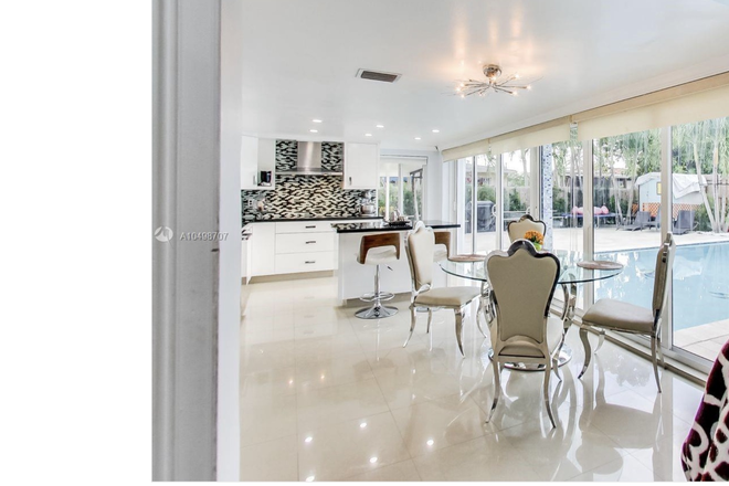 Kitchen - Big Pool Home