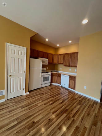 Kicthen - 708 Lennox Street, Apt 1