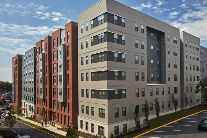 External Street View - The Tenn