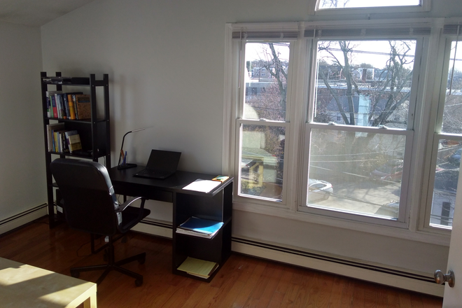 Living Room - Top floor apartment