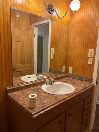 Shared bathroom. - Clinton Home