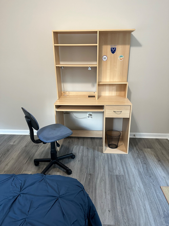 Standard Furnished Room - Desk and Chair Provided - 3 Rooms-Fully Furnished. $850/room. Close to Shuttle. Great International Student w/o Car