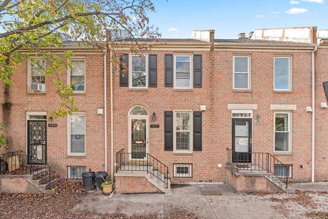 Outside - Meticulous and Fully Renovated 3BR 2BA Townhouse in Baltimore