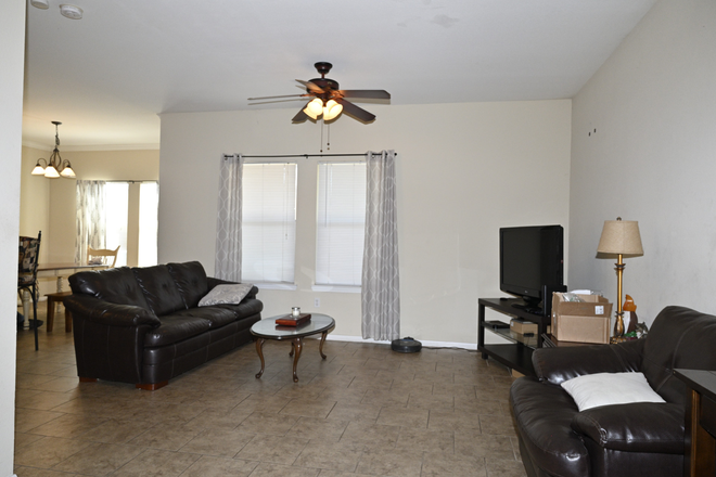 Living room from Entry - Room for Rent, 4 Bdrm Condo close to campus