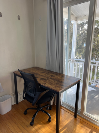 Desk - Summer:Furnished room in shared home-Linden Lane-Princeton