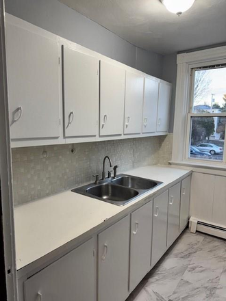 kitchen pantry - Flexible lease terms 2/3 bed 2nd floor Fox Point Apartments