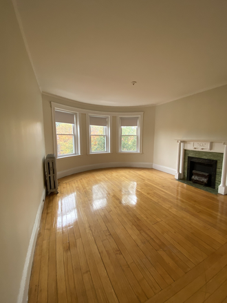 hubrealtyproperties.com - Brookline, front facing 2 bedroom split, close to the T green line