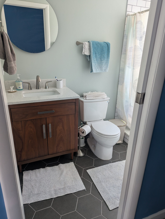 bathroom - Private room with bath in Centennial - 2 available House