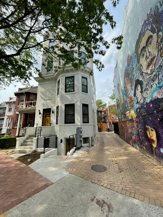 Exterior with mural - 75 Florida Ave NW Unit 1 Apartments