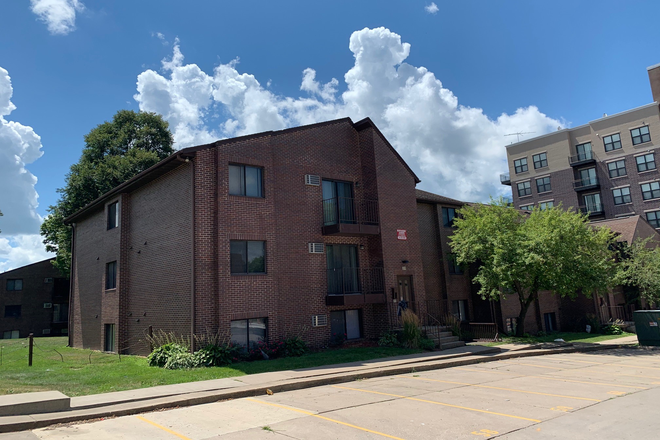 Exterior - Live Right On Campus! Near Engineering and Music Buildings