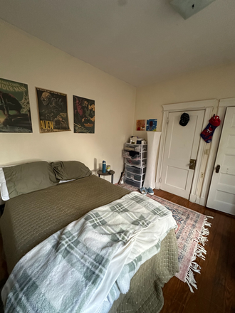 This is the available bedroom - Westland Ave. Great Location. Seeking 1 Female Roommate Apartments