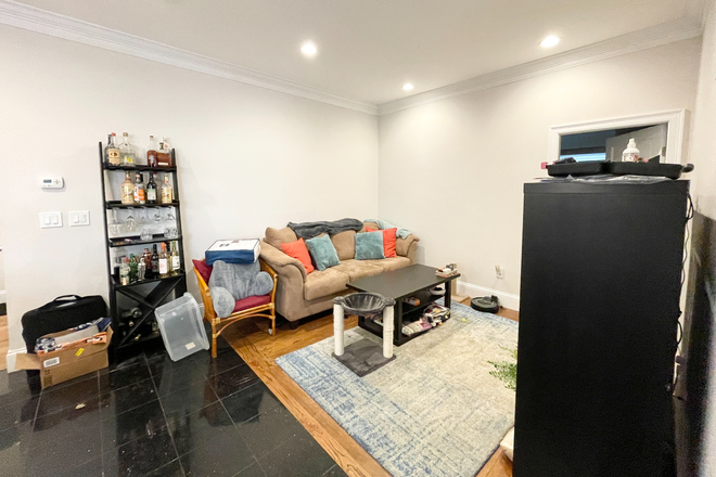 Livingroom - 32 Sumner St., #1, Boston, MA 02125 (Dorchester) Apartments