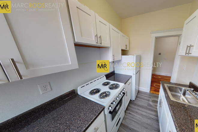 Call NOW for showings! 617-236-8550 - BOYLSTON ST - *NO FEE* STUDIO W/ LRG FOYER, H&HW INC, LNDRY IN BLDNG CLOSE TO SCHOOL FOR *9/1/2025* Apartments