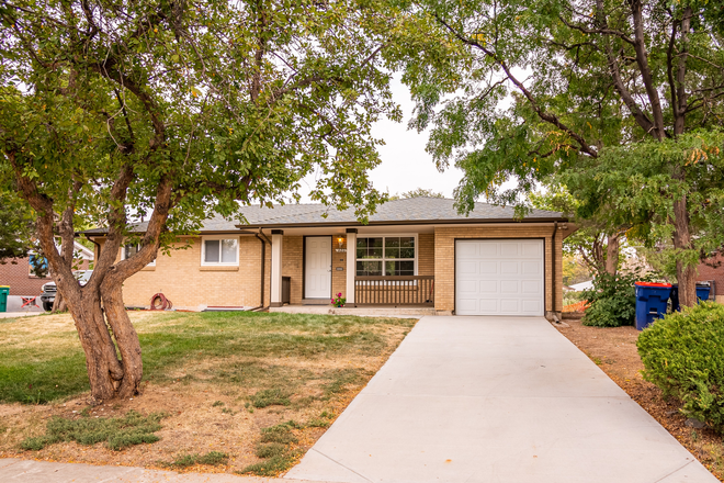 480 Troy St - Room for rent, 1 mile from CU Campus, with other medical students!