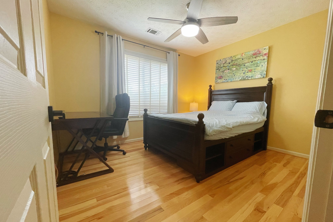 Bedroom - Kennesaw House