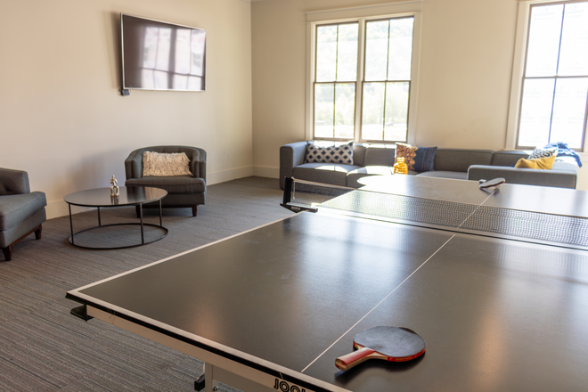 24 Hour Game Rooms - Prospect Cullowhee Apartments