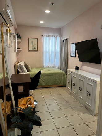 bedroom-1 - 1808 Cecil B Moore, unfurnished 2 bed 2 bath unit, 5 minutes walk to campus.