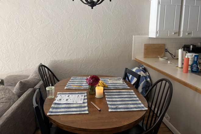 dining area - Furnished One Bedroom Spring/Spring & Summer Sublet!! Please email/text for more details Apartments