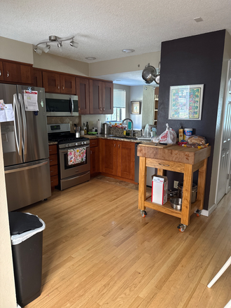 Kitchen - Shady Hollow West