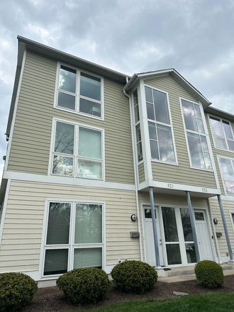 Outside Street view - Campus Quarters