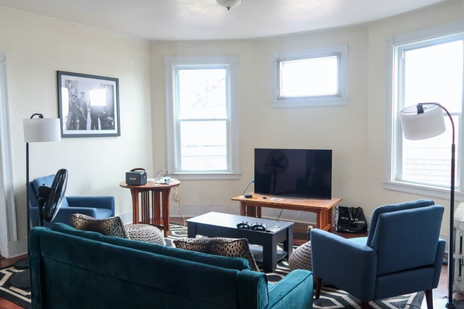 Call NOW for showings! 617-236-8600 - PARKER HILL AVE - LRG RENOVATED 4BR FOR *9/1/2026* W/ LNDRY ON SITE, DW, EIK, 2 BATH ON MISSION HILL Apartments