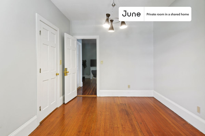 Photo - Private bedroom in 4 bed/2 bath Home