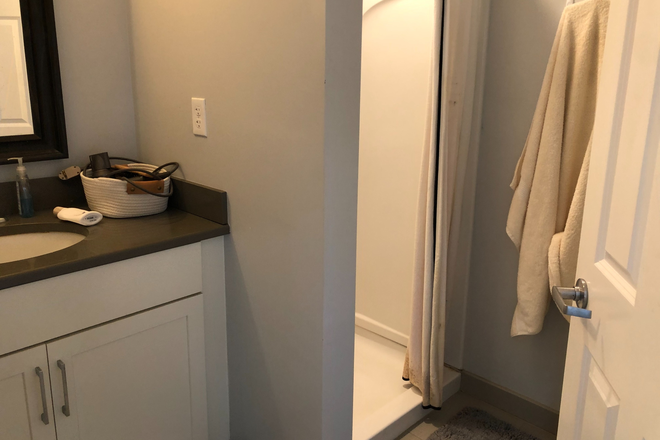 master bathroom - Roommates wanted for 4bd/3.5bath huge modern apartment close to Harvard Yard