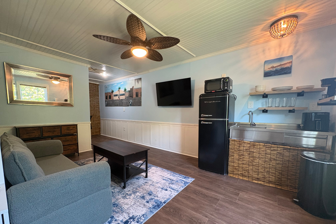 Entrance - Brand-New Furnished ADU Near MUSC & Folly Beach House