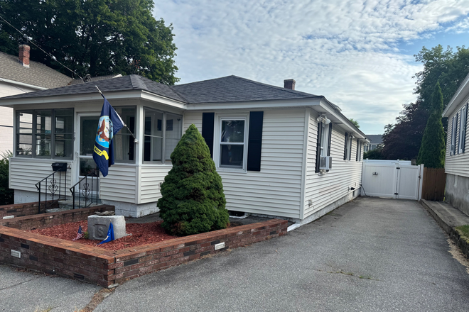 Front of house - 79 Dracut Street (North Campus)