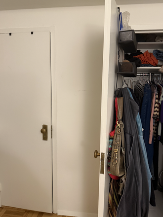 Closets - Stuy Town Apt, Close to Shuttle to campus