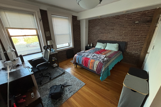 Bedroom - Braemore Condominiums