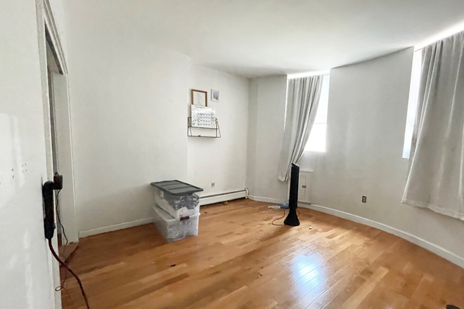 Bedroom - Incredible South End 1 Bed Apartments