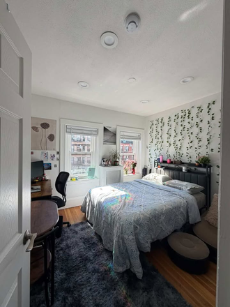 Bedroom Angle 1 - Single room WITH AC - All girls 3 Bed Apartment Westland Ave. (One or both May/June - July/Aug)