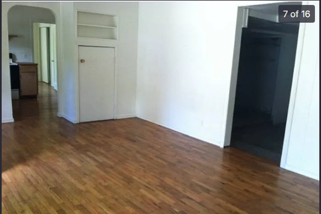 Dining Room / Entry - House in South University Neighborhood