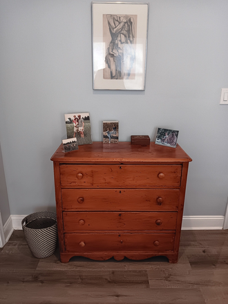 Dresser - Pleasant Shared Row Home
