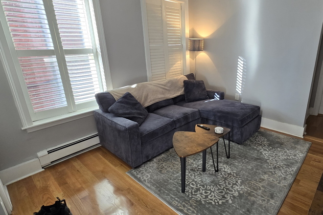 Living room - Looking for roommate for 2 bed/1.5 bath Charlestown home