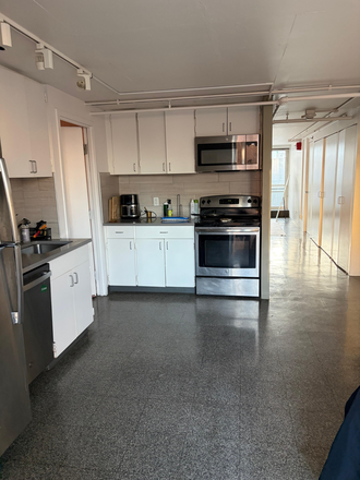 Ktichen - 1 room sublet in 3 bed2bath at Peabody HUH Apartments