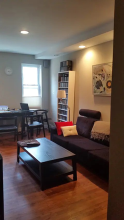 LIVING ROOM - Townhouse in graduate hospital