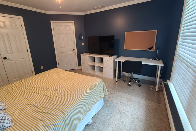 Desk area, storage shelf with Smart TV - FURNISHED BR in house near GA State/Emory/MARTA, utilities/wifi included